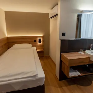 Ziegelhüsi Hotel&restaurant Brasserie Bei Bern *** Stettlen