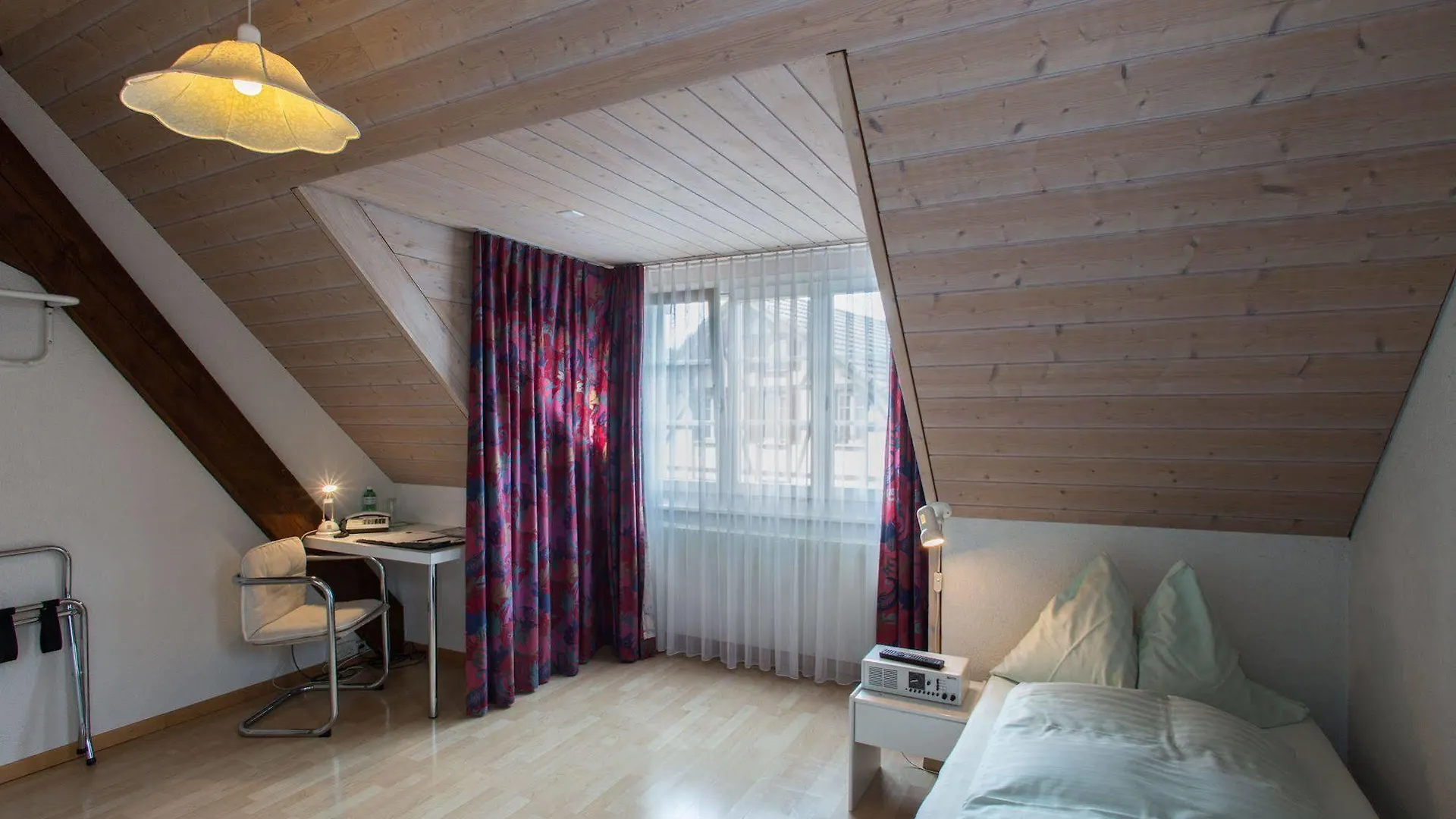*** Hotel Seminarhotel Linde Stettlen Suiza